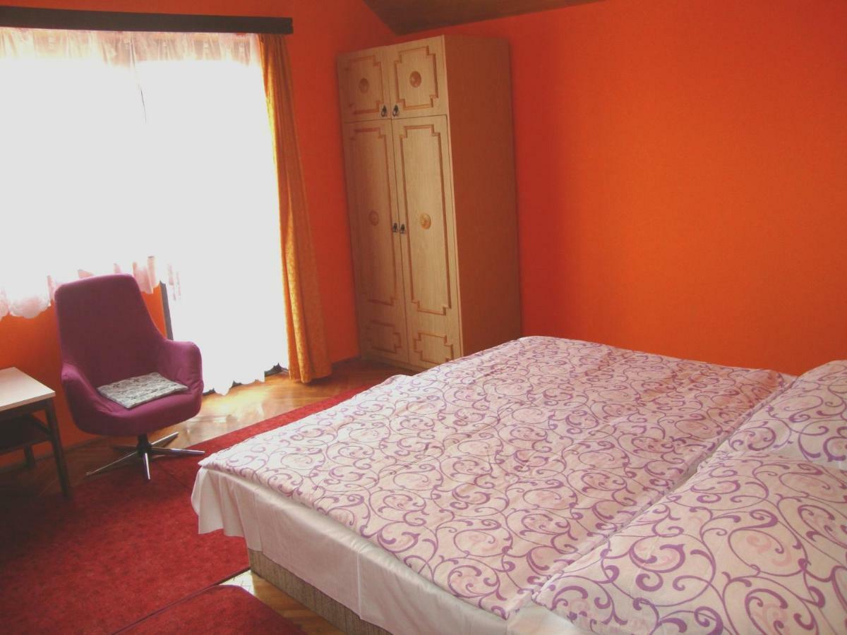 Apartamento Gyöngyvirág Vendégház Balatonboglár Exterior foto
