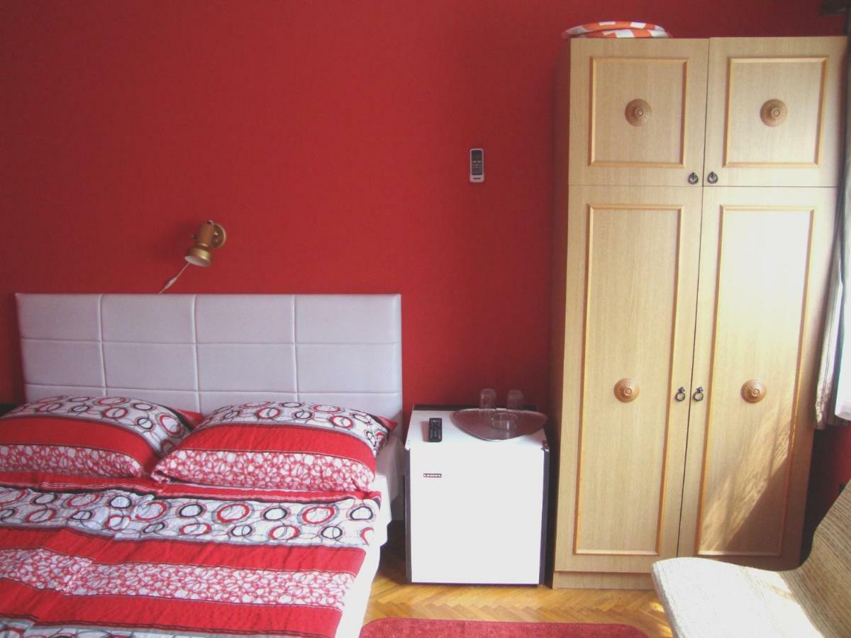 Apartamento Gyöngyvirág Vendégház Balatonboglár Exterior foto