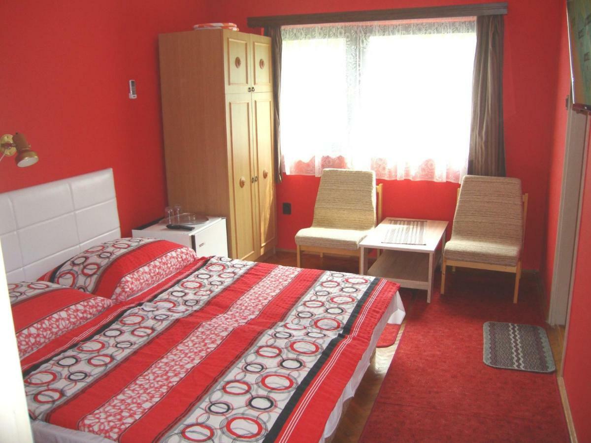 Apartamento Gyöngyvirág Vendégház Balatonboglár Exterior foto
